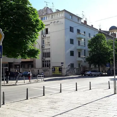 Valenti Bed & Breakfast 4*