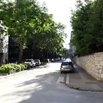 Valenti فندق مبيت وإفطار 4*