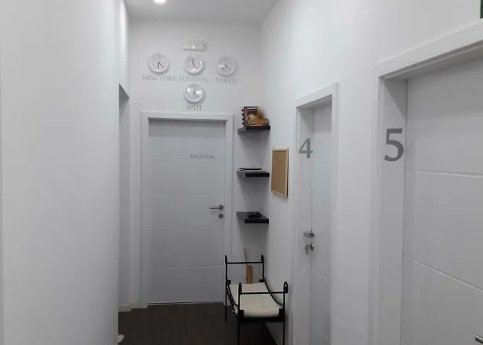 Valenti Bed & Breakfast 4*