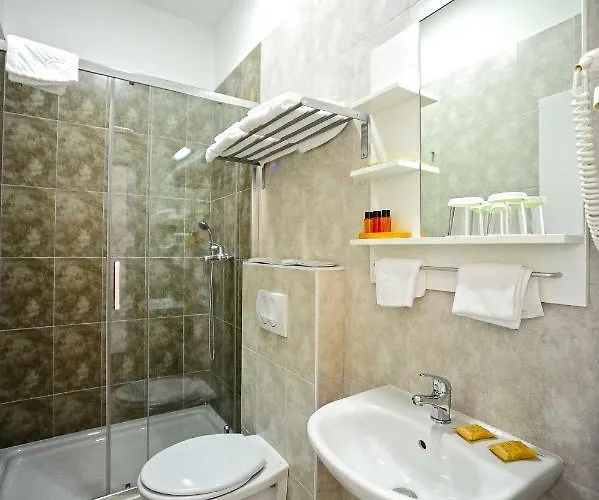 فندق مبيت وإفطار Valenti 4*